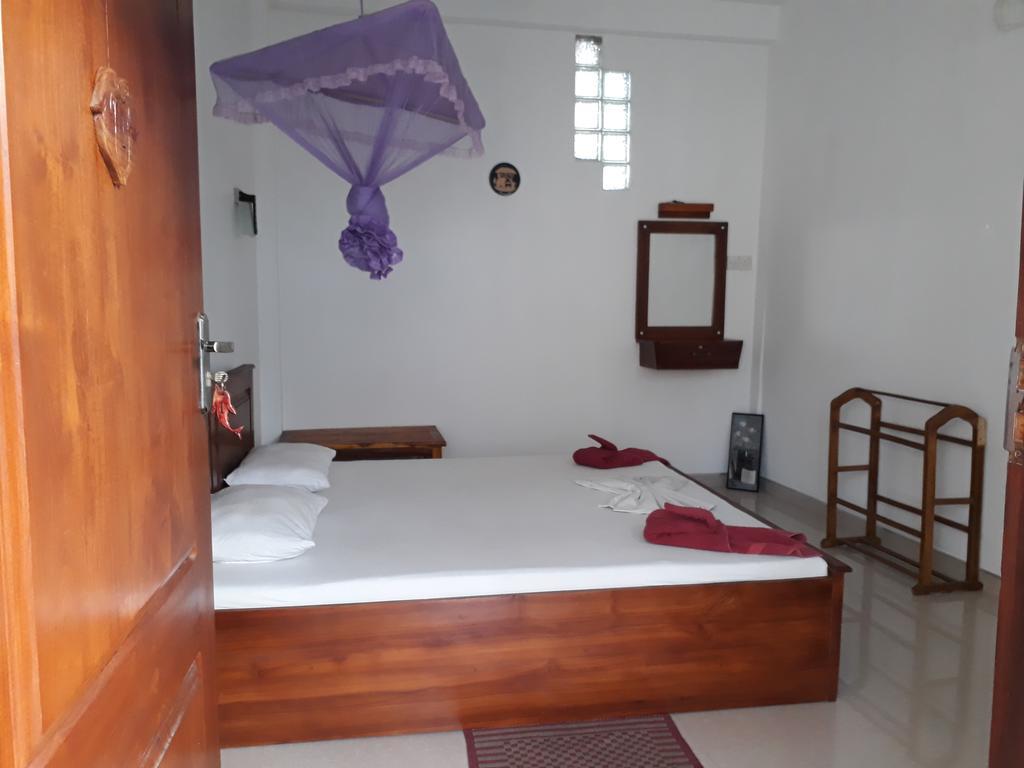 Anna Tourist Inn Negombo Exterior photo
